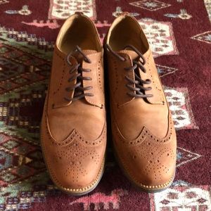 Cole Haan 8.5M men’s spectator lace up